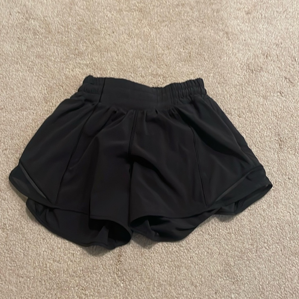 Black Lululemon shorts!!